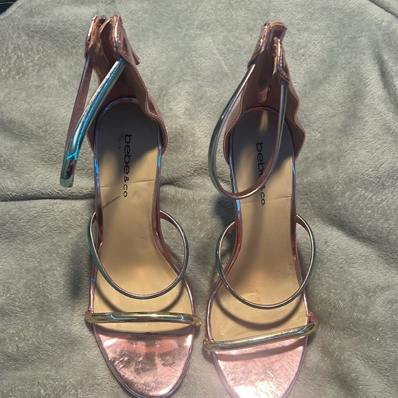 Sandals - Picture 1 of 5